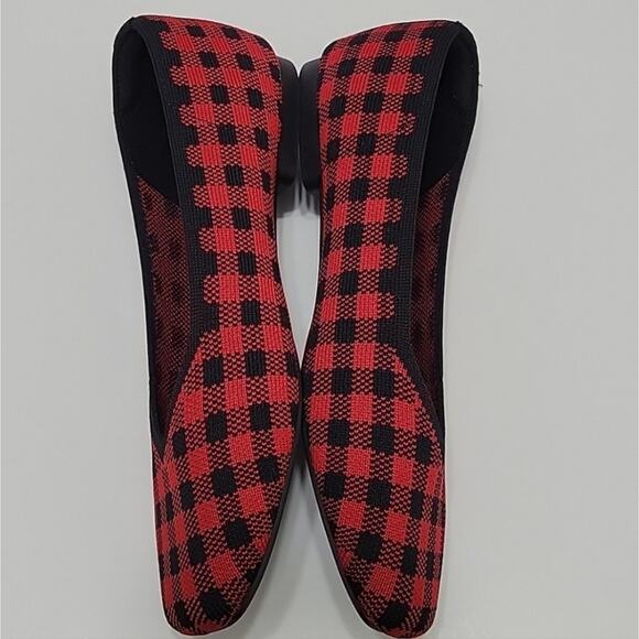 Vivaia Margot 2.0 Square Toe V Cut Flat Shoes - Picture 4 of 12